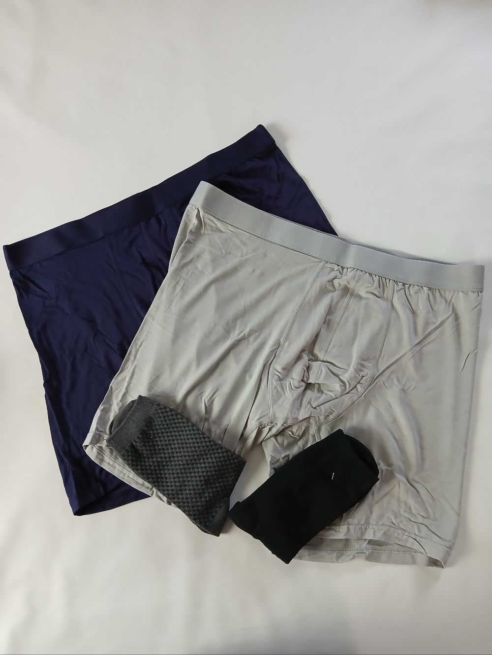 New Boxhero Set of 2- 2XL Boxer Briefs And 2 Pairs Of Socks